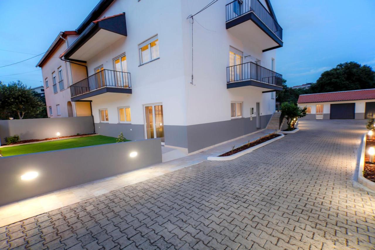 Modern Apartment With Garden Fátima Exteriér fotografie